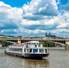 Picture of Boat Labe cruise