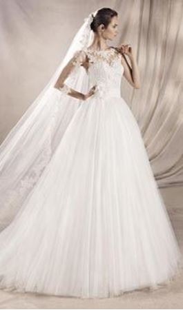 Picture of Wedding dress Yoraima