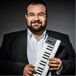 Obrázek z Václav Tobrman - pianista a zpěvák 